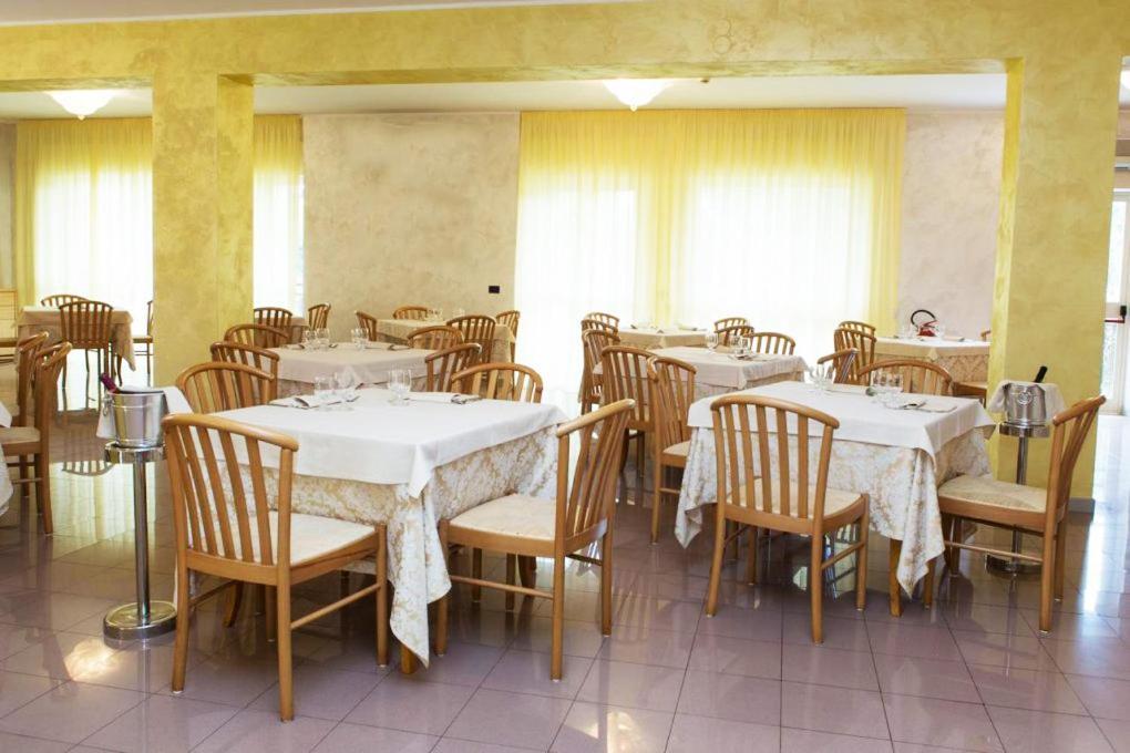 Hotel Parthenius Cirella Di Diamante Exterior foto